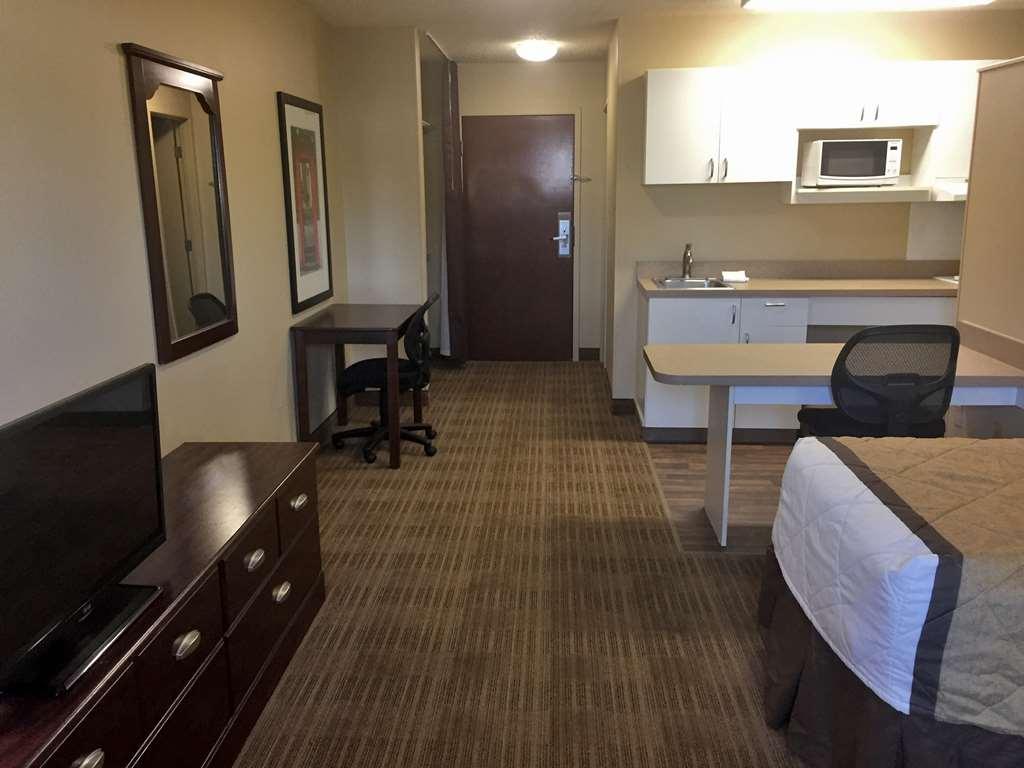 Extended Stay America Suites - Seattle - Everett - North Room photo